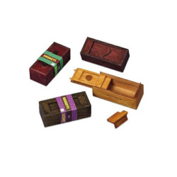 Dal negro rompicapo segreti...